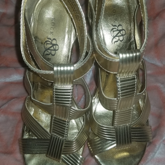 Gold wedges - Picture 2 of 4